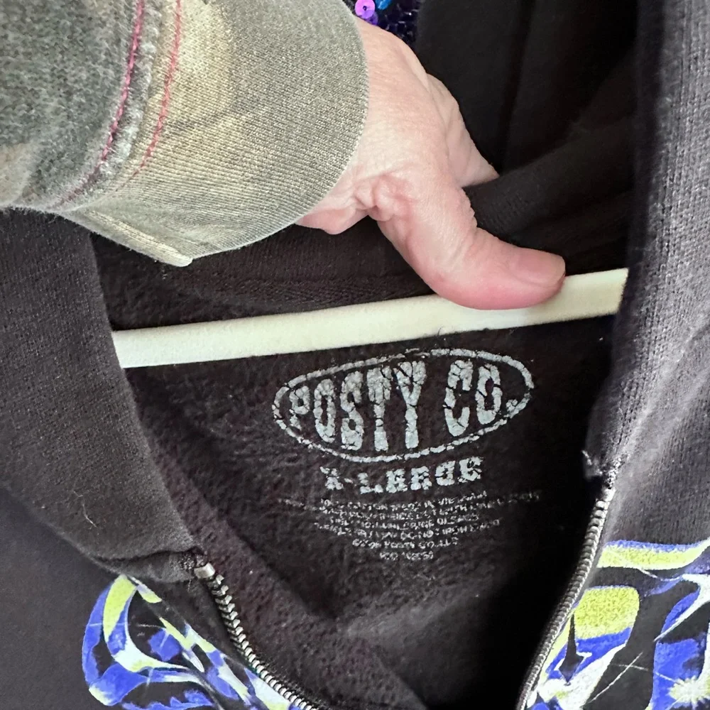 Black Post Malone’s Big Ass Stadium Tour Zip-Up Hoodie with Blue Graphic - Picture 3 of 3